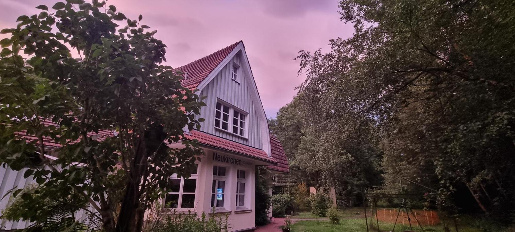 5 Sterne Bahnhoftraum, Appartement "Waldliebe" 133Qm, Grosse Terrasse 70Qm, Qr Code Scannen Fuer Virtuellen Rundgang, Premium Ausstattung Braunfels Extérieur photo